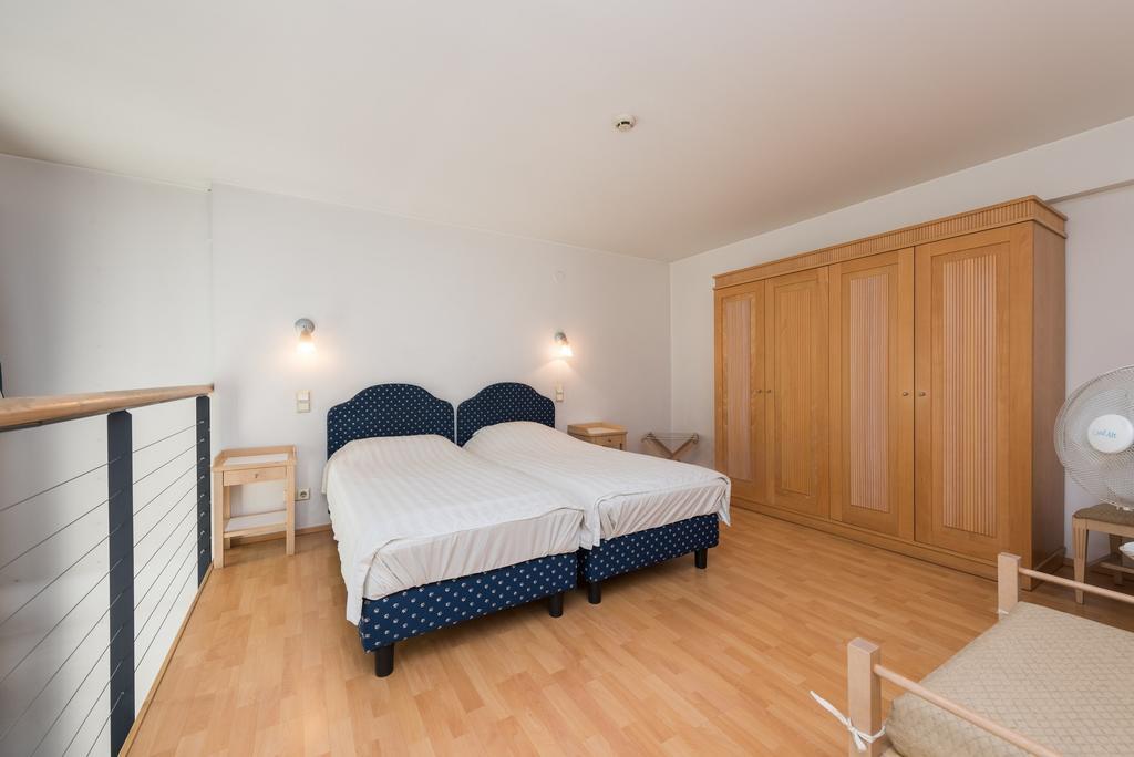 Cozy Loft Near Old Town